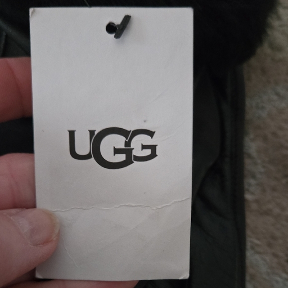 UGG Black Leather Shorty Gloves - Picture 3 of 5